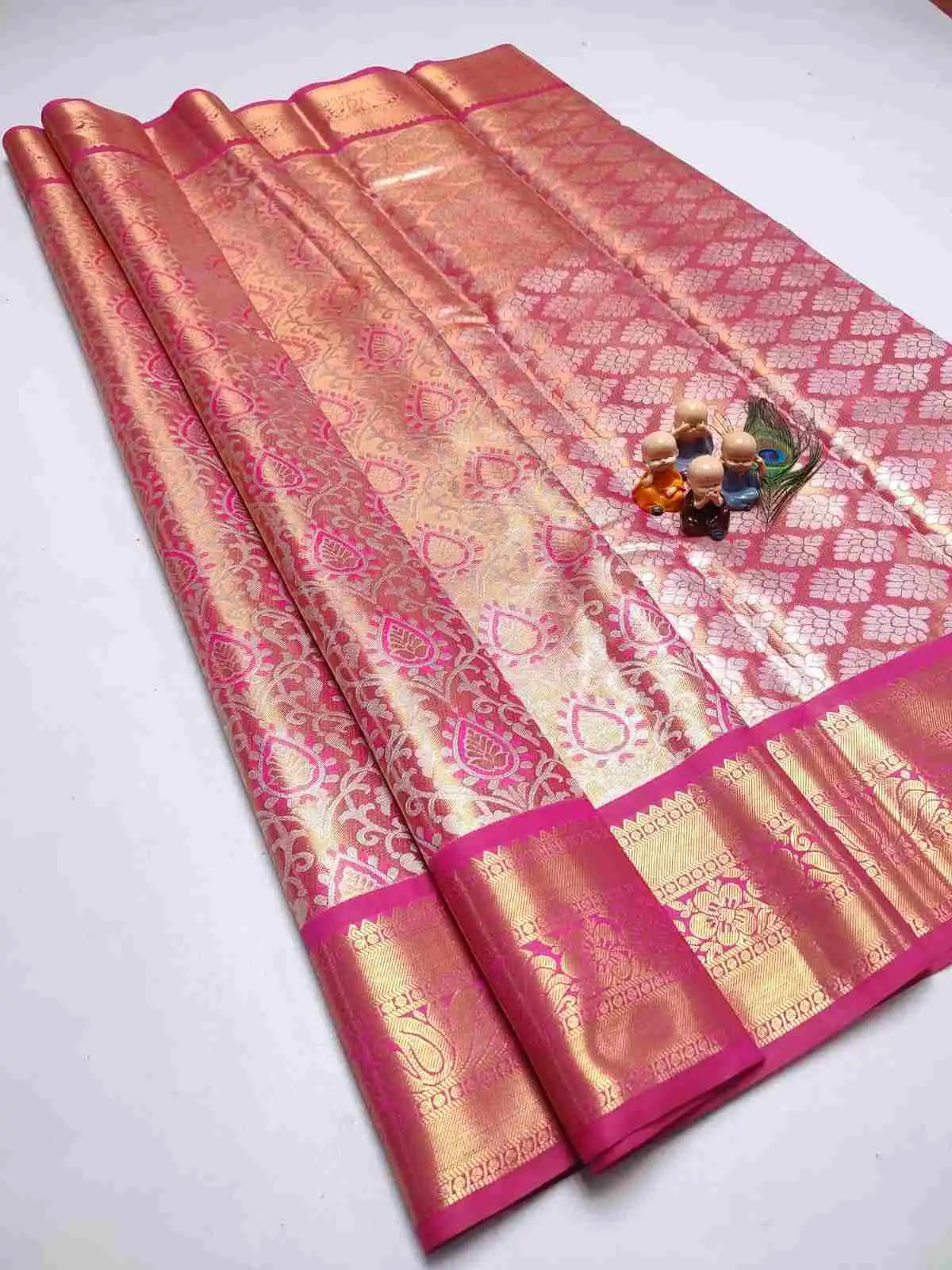 Manga Paisley Floral Brocade Semi Kanchipuram Silk Saree
